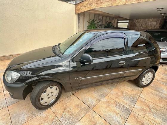 CHEVROLET CELTA 1.0 MPFI VHCE LIFE 8V FLEX 2P MANUAL CHEVROLET CELTA 1.0 MPFI VHCE LIFE 8V FLEX 2P MANUAL